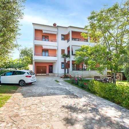 Apartments Adria 罗维尼 外观 照片