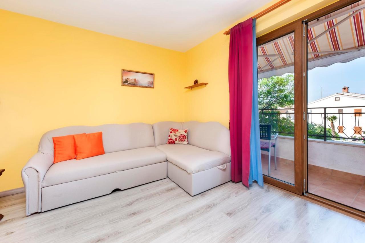 Apartments Adria 罗维尼 外观 照片