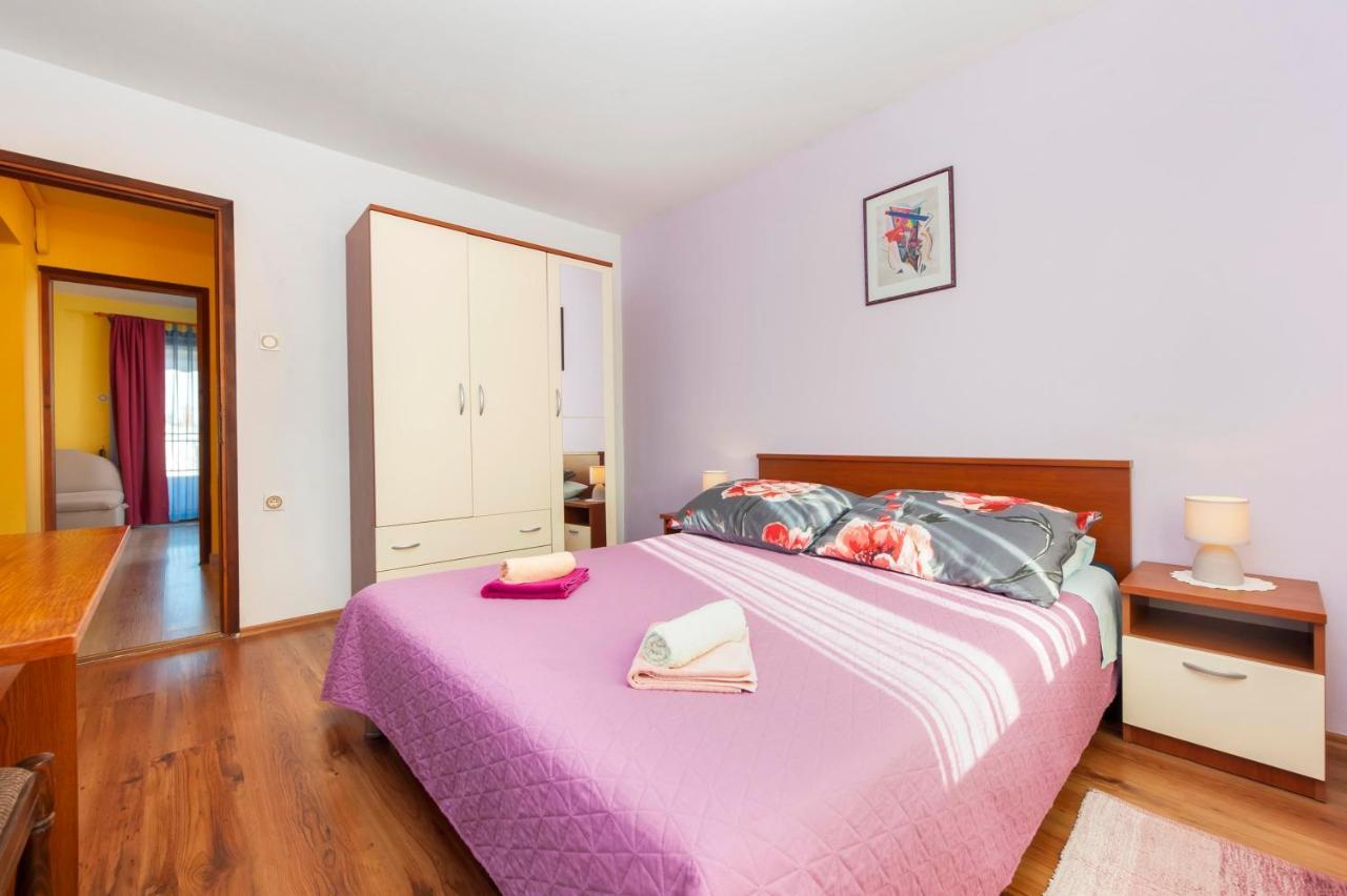 Apartments Adria 罗维尼 外观 照片