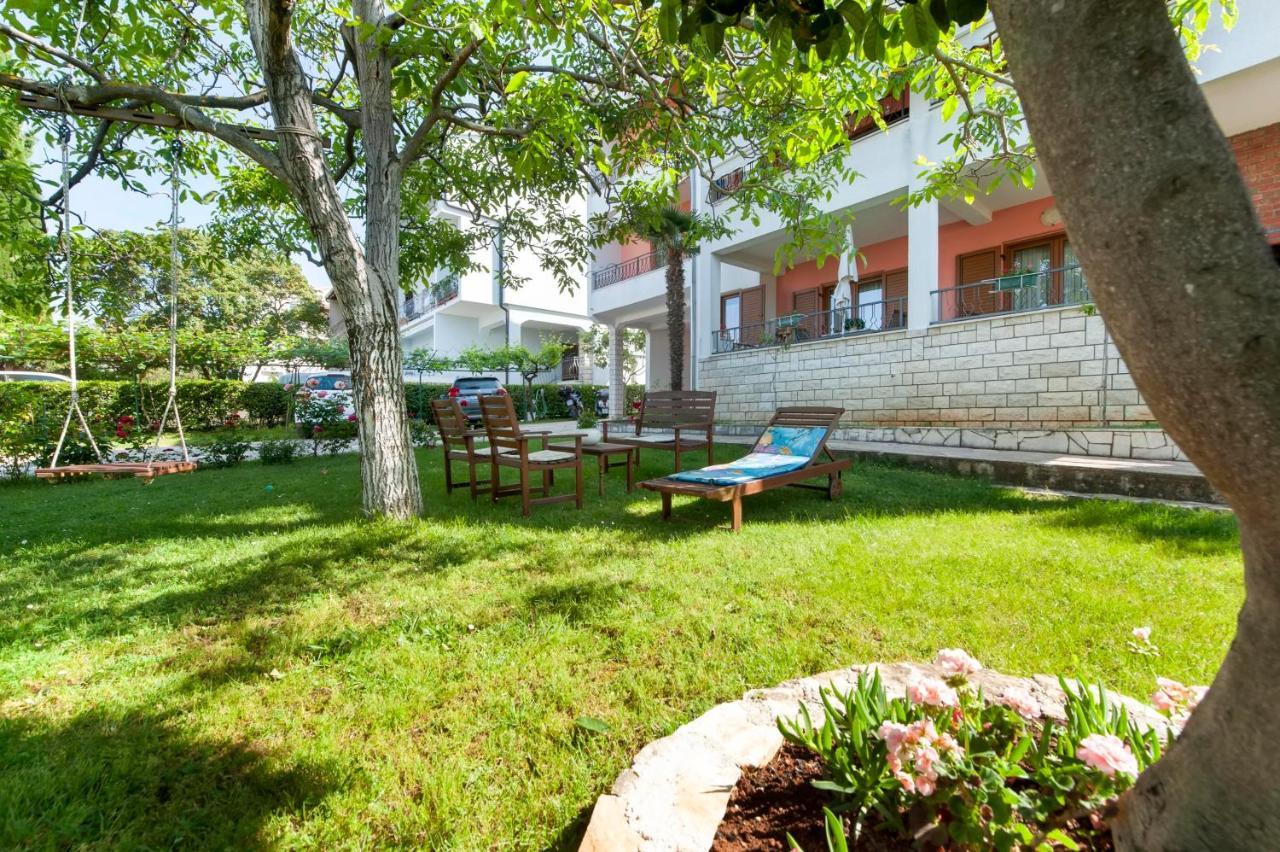 Apartments Adria 罗维尼 外观 照片